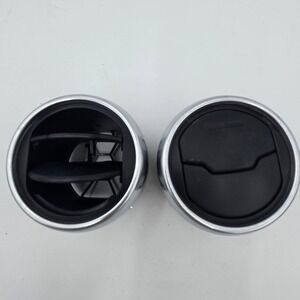 15-17 Ford Mustang Dash Air Vent Outlet Set OEM FR3Z-19893-AE Round AC Vent Pair